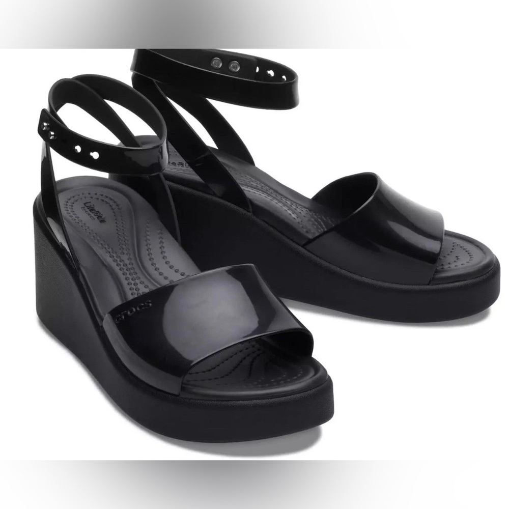 Crocs Brooklyn High Shine Ankle Strap Women's Wedge Black Size 10 NWOT SOLD OUT